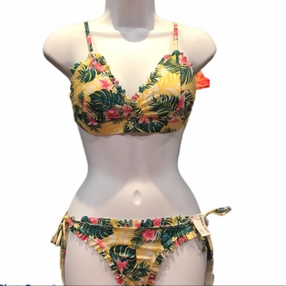 La La Swim Adjustable Ruffled Bikini